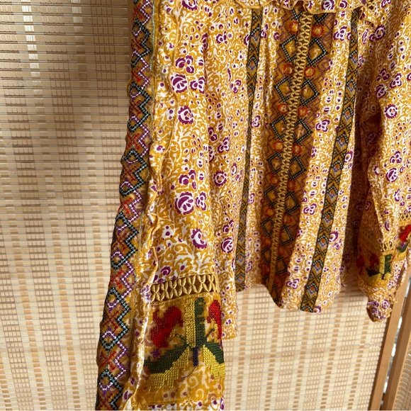Maeve Goldie Embroidered Anthropologie Blouse - Picture 13 of 14
